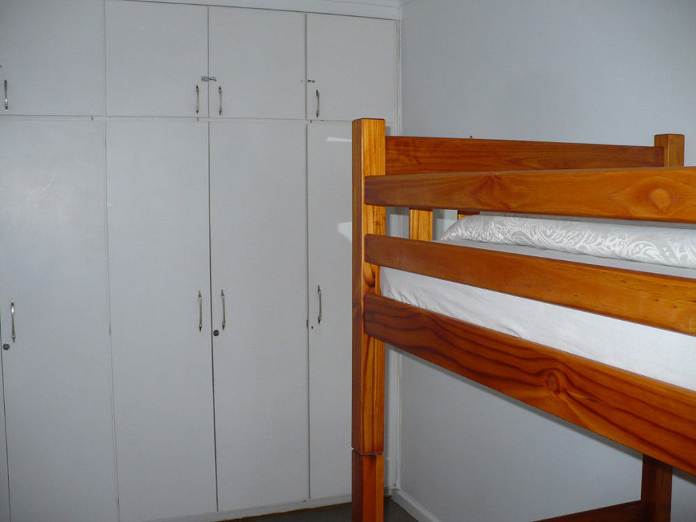 Backpacker Apartments Plettenberg Bay Exterior photo