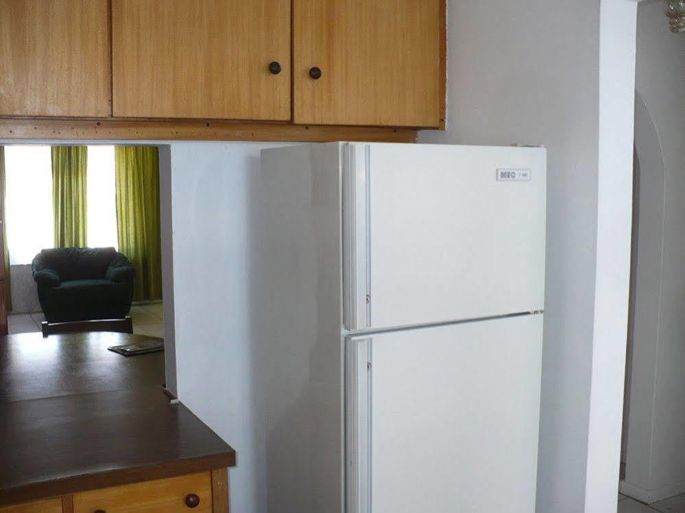 Backpacker Apartments Plettenberg Bay Exterior photo
